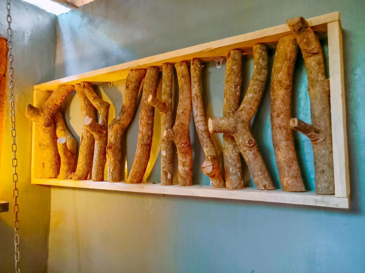 Experience The Comforts Of An Amazing Treehouse 시기리야 외부 사진